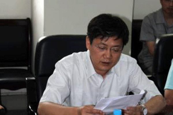 西瑪電機(jī)董事長(zhǎng)楊允成被評(píng)為“陜西省十大民營(yíng)企業(yè)家”,。 西瑪電機(jī)董事長(zhǎng)楊允成被評(píng)為“陜西省十大民營(yíng)企業(yè)家”,。
