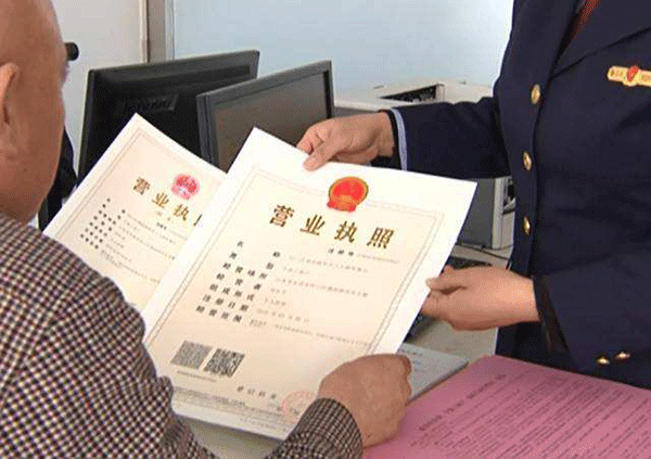 如何保證西安西瑪電機(jī)在使用過(guò)程中的維護(hù)保養(yǎng),。