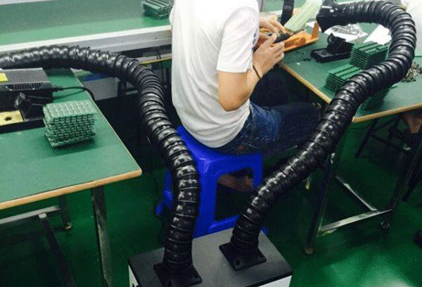 來看看廠家是如何處理直流電機(jī)噪聲的。 來看看廠家是如何處理直流電機(jī)噪聲的,。